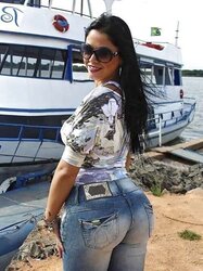 Queens in Denim LLV