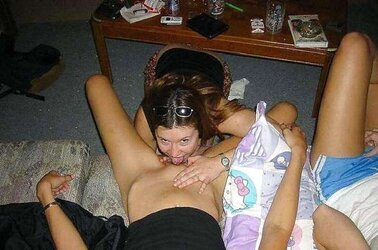 INEXPERIENCED LEZZIE COMBINE III