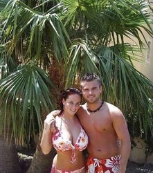 Big-Titted Amateurs - Huge-Titted GFs - Candids