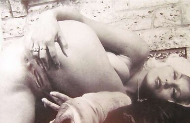 Seka, ash-blonde vintage Starlet