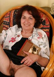 Granny Hannah (eighth set)