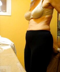 Gorgeous mature wifey.