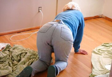 Gorgeous mature wifey.