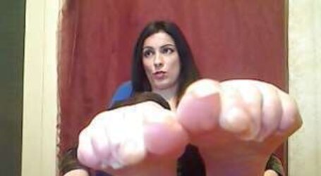 White ladies with lengthy ravages and lengthy toenails Part