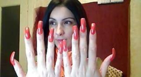 White ladies with lengthy ravages and lengthy toenails Part