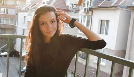 Beautifull Bulgarian teenager lady