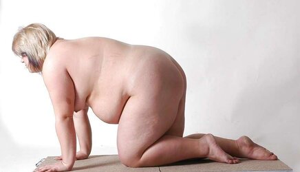 Anezka getting on all fours