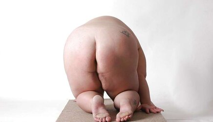 Anezka getting on all fours