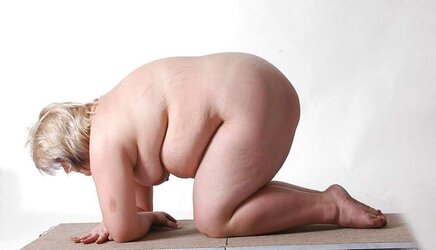 Anezka getting on all fours
