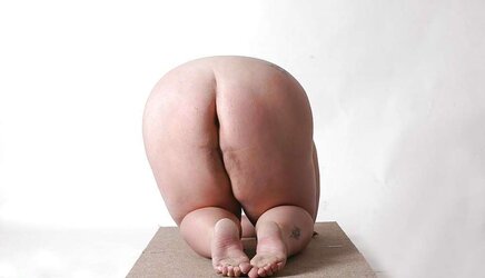 Anezka getting on all fours