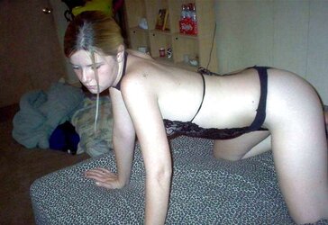 Sweat Hellene in ebony figure