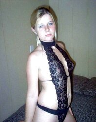 Sweat Hellene in ebony figure