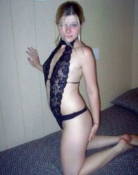 Sweat Hellene in ebony figure
