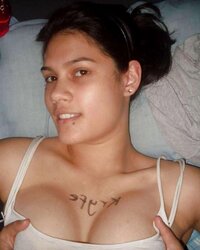 SPLENDID BUXOM TEENAGER CHICK