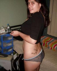 SPLENDID BUXOM TEENAGER CHICK