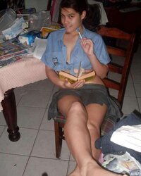 SPLENDID BUXOM TEENAGER CHICK