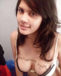 SPLENDID BUXOM TEENAGER CHICK