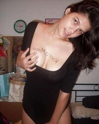 SPLENDID BUXOM TEENAGER CHICK