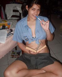 SPLENDID BUXOM TEENAGER CHICK