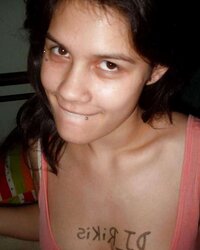 SPLENDID BUXOM TEENAGER CHICK