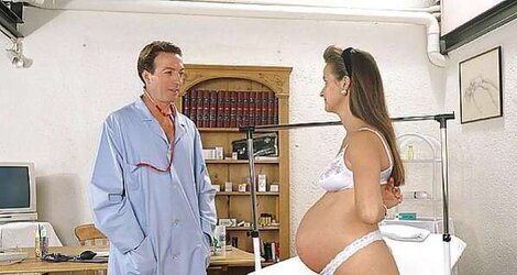 Celine retro Pregnant at the Doctors