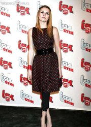 Elodie Frege, French singer with fabulous gams!