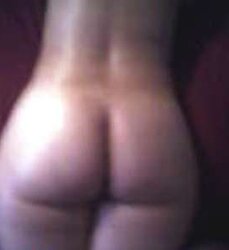 Outstanding Cougar Backside!