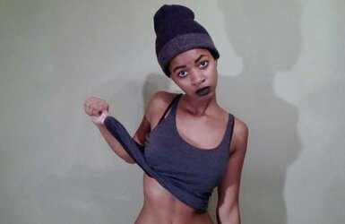 Check me out. boink me. jism on me.