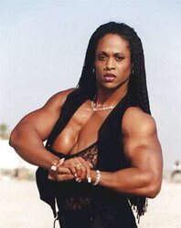 Ebony dame Muscle