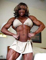 Ebony dame Muscle