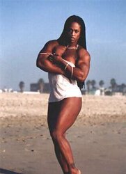 Ebony dame Muscle