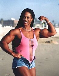 Ebony dame Muscle