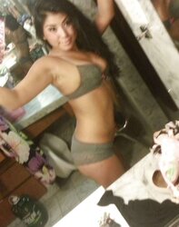 Nn latina selfshots