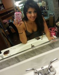 Nn latina selfshots