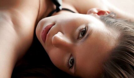 Exquisitely Jaw-Dropping Brunettes