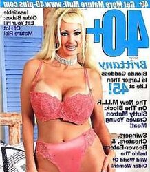 OLD MAGAZINES DECORATES