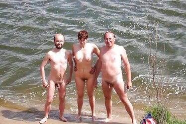 I enjoy being nude