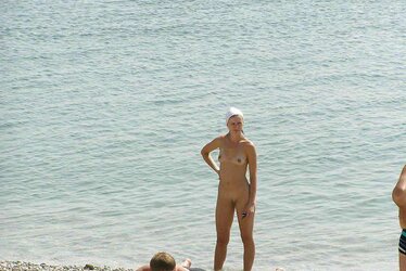 I enjoy being nude
