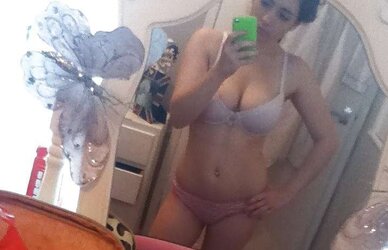 Tribute mega-slut