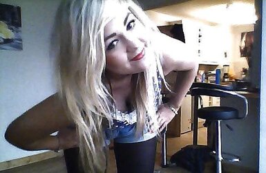 Facebook Tarts- Rebecca