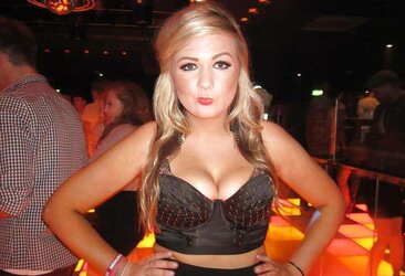 Facebook Tarts- Rebecca