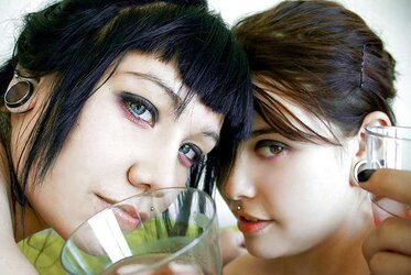 SG Chilenas, Ceci and Cami, Magic Drink