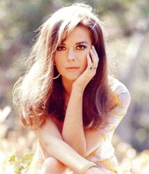 Natalie and Lana Wood