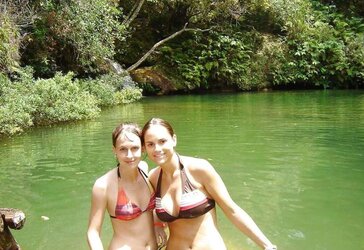 HOTTEST OF BATHING SUIT DAMSELS