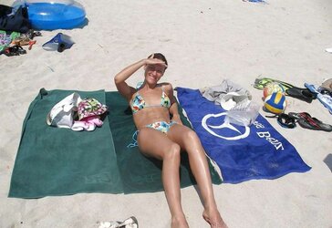 HOTTEST OF BATHING SUIT DAMSELS