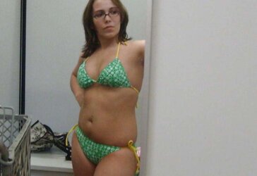 HOTTEST OF BATHING SUIT DAMSELS
