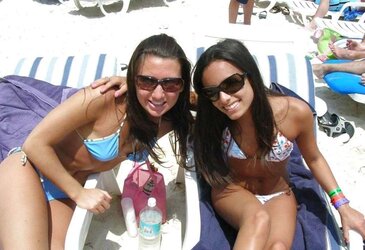HOTTEST OF BATHING SUIT DAMSELS