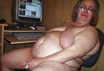 Grannies PLUMPER Matures