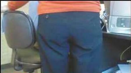 Sate Comment:24yo co-workers booty and clevage
