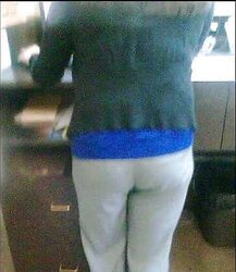 Sate Comment:24yo co-workers booty and clevage